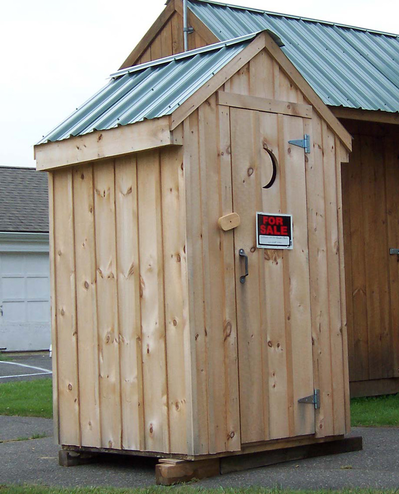4 x 4 Outhouse 